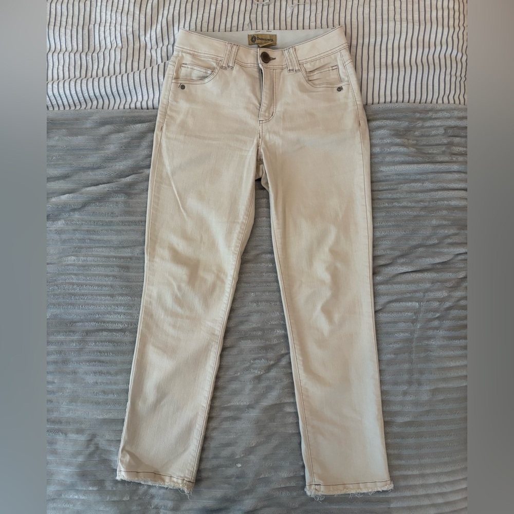 EUC Women's Democracy Cream Jeans
“Ab” technology - Picture 3 of 11